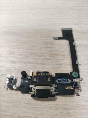 【萬年維修】Apple iphone 11pro 6.1 尾插排線 充電孔無法充電 維修完工價1600元 挑戰最低價!!!