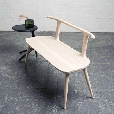 熱銷中 丹麥實木長條凳帶靠背創意家用餐桌凳子設計師原木長板凳簡約長椅