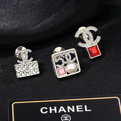 【二手】香奈兒 三件套 Chanel 秋冬系列 號 珍珠 鉆石  雙C胸針  別有心機