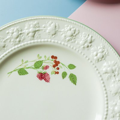 小食譜日本Wedgwood Festivity日式陶瓷樹莓浮雕餐盤餐碟點心盤小吃盤
