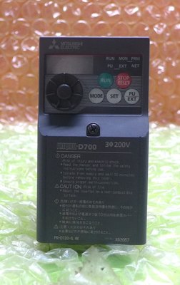三菱MITSUBISHI D700系列 FR-D720-0.4K PLC 控制器 人機介面 伺服驅動器 伺服馬達 變頻器