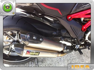 泰山美研社4799 Akrapovic 蠍子尾段排氣管 Ducati Diavel 2011-12 鈦合金 蠍子管