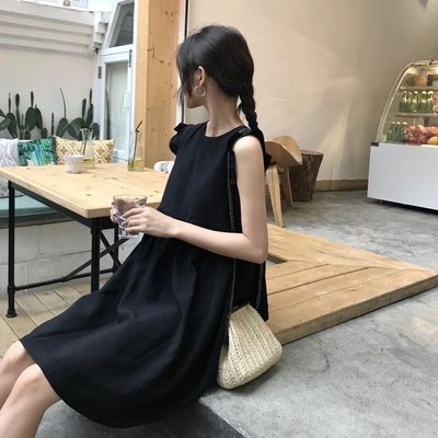 現貨熱銷-夏季韓國chic可愛無袖小黑裙木耳邊高腰娃娃洋裝 新款背心裙