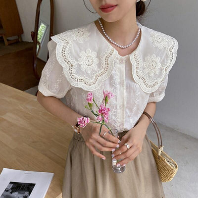 【SheSaid】韓系甜美白色娃娃領襯衫 小個子 刺繡蕾絲甜美上衣