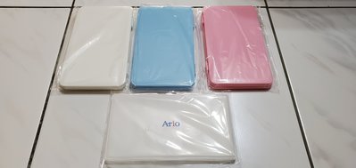 口罩收納盒   防水防塵  輕薄隨身    粉紅、粉藍及白色 及日本Ario購物中心 透明盒  每個收納盒可收納5個口罩