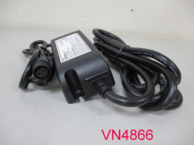 【全冠】電源轉換器 變壓器 DC12V5A WDS06012068A 圓2孔特殊接頭 (VN4866)