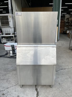 [年強二手傢俱]  力頓製冰機600磅 LD-680 方塊冰 水冷 電器保固3個月 30208624