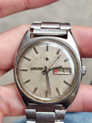 英納格自動男裝手錶一枚，品相如圖所示，可以走時，機芯原裝瑞士
