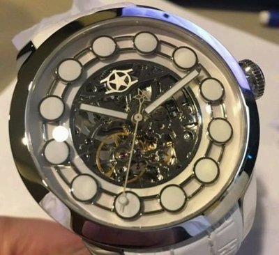 《大男人》非Invicta 47MM Watchstar 個性機械錶，特殊星芒設計，精緻木質白色烤漆收藏盒(本賣場全現貨