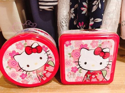 ♥小花凱蒂日本精品♥Hello Kitty 凱蒂貓粉紅色蝴蝶結櫻花和幅圖案 圓形鐵盒 葉朗彩餅乾 和菓子90122002