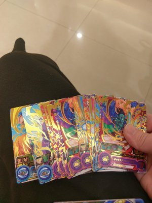 台版 全新正品 七龍珠英雄卡混彈 二星卡 稀有卡 片，每張8元，隨機出卡，不挑，盡量不重複。台灣機台投下。十分好用的卡片。