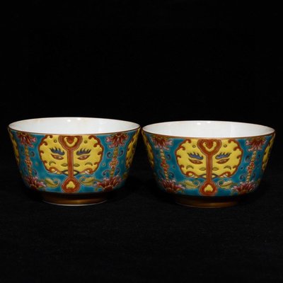 乾隆琺瑯彩花卉紋杯，高4.8cm直徑8.6cm，編號10 瓷器 古瓷 古瓷器