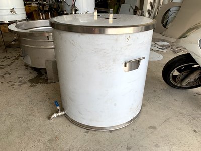 260公升白鐵桶加排水閥、湯桶、冲孔桶、滷桶、白鐵茶桶、米酒桶、糖水桶、飲料桶、油桶、儲酒桶、水桶、不鏽鋼桶、儲酒桶、茶