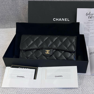 Chanel 經典金色雙C Logo 荔枝紋長夾 近全新品