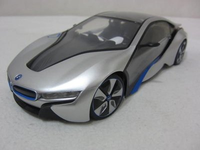 【KENTIM 玩具城】1:14(1/14)全新寶馬BMW i8銀色授權RASTAR遙控車(公司貨)