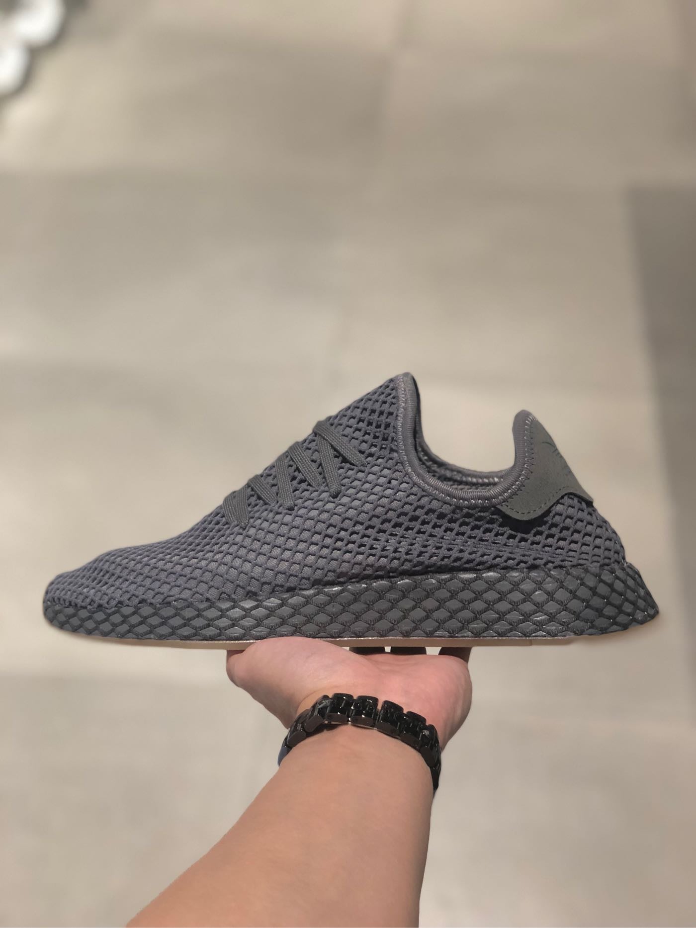 cq2627 adidas