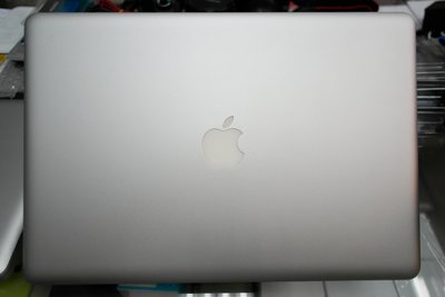 Macbook Pro Late 2011 i7 8G RAM 512G  512 MB 公司貨 可改雙系統
