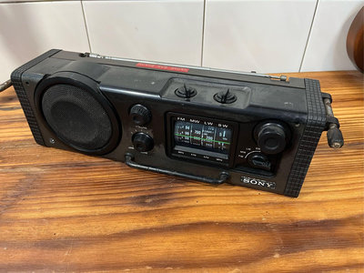 Sony 老收音機 軍規造型