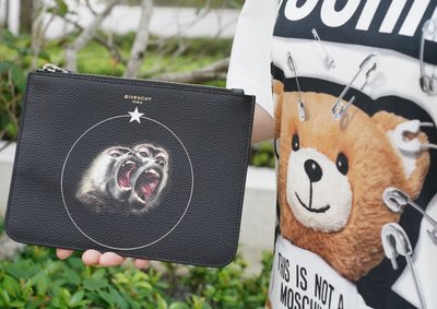 Givenchy 紀梵希 Pouch 小型雙猴手拿包 黑 現貨