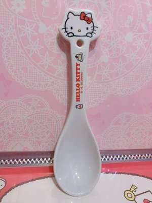 ♥小花凱蒂日本精品♥ Hello Kitty 陶瓷湯匙 湯勺 餐具 點心湯匙 ~ 8