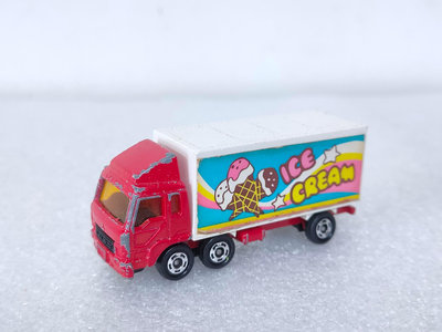 (多美戰損版絕版小車)Tomica 1988 NO.7 MITSUBISHI FUSO TRUCK 冰淇淋貨車塗裝(A1355)