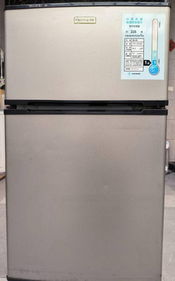【二手】一級省電、中古冰箱、二手冰箱、套房冰箱 美國Frigidaire富及第雙門小冰箱 90公升 FRT-0905M