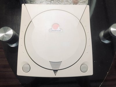 土城可面交超便宜SEGA Dreamcast (DC) 讀取正常.已測試功能正常.單主機不含任何配件.保固一個星期