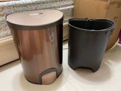 希利腳觸感應不鏽鋼垃圾桶20L(居家/客廳/廚房/收納/緩降/回收桶)