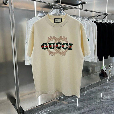 【潮牌運動館】Gucci古馳2024早春新款短袖t恤 個性印花 男女同款