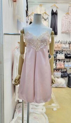 ♡ 粉紅芭比 ♡ 韓國 正韓 性感 蕾絲 緞面 睡衣洋裝 粉色 現貨