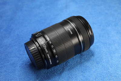 【Canon EF-S】18-135mm f/3.5-5.6 IS 防手震萬用旅遊鏡頭，所有功能正常～