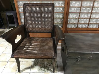 台灣 曲木老椅 道具店舖擺設