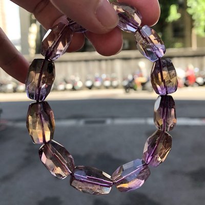 (( 高貨 )) 玻利維亞紫黃晶，隨形切割刻面，寬度10mm-11mm 手圍16.5 手珠子 珠珠 手串 手鍊 手鏈 手環 圓珠 念珠，紫水晶黃水晶共生礦