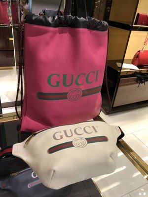 Gucci 595053 Coco Capitan drawstring backpack 塗鴉後背包 粉紅