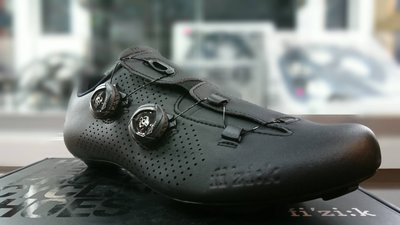 小晢居 義大利精品 fizik fizi:k R1B 卡鞋 自行車鞋 4色 公司貨 好穿透氣 最後一雙 零碼出清