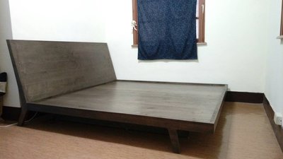 HODERN ZEITRAUM GRAND MELLOW BED - 胡桃木/橡木床架，結構外型兼具，保證同規格最低價