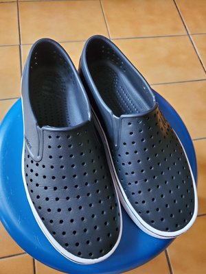 加拿大Native MILES專櫃正品藍色洞洞鞋-M7W9