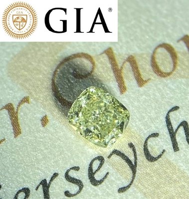 飛飛徐美女【台北周先生】天然Fancy綠色鑽石 0.27克拉 綠鑽 均勻Even分布 古董座墊切割 送GIA證書