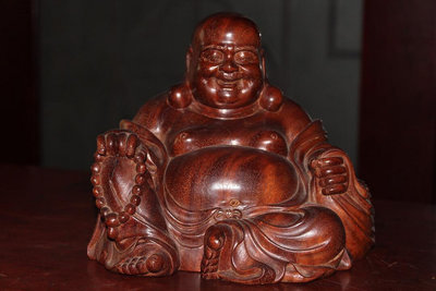 【二手】 解放后名家紅木雕“彌勒佛”造像藏品尺寸規格：高18厘米1442 古玩雜項【銀元巷】