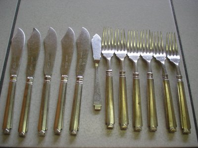 德國REGENT SUIT METRO PLATE古董銀叉子與銀牛排刀，共12支，品相超優，保存完美，值得收藏【A38】