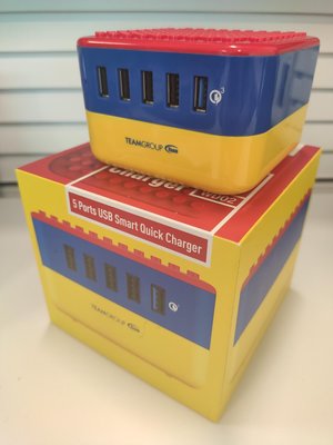 十銓 WD02 方塊充電座 相容樂高積木 支援5台USB同時充電 (含快充*1) LEGO