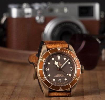 賠售2018/06最新保卡Tudor79520BM復古青銅錶出清特價：95000不議價