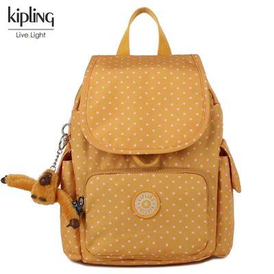 Kipling 猴子包 K12671 黃色方點 輕量 多夾層時尚雙肩後背包 兩側有口袋 實用經典 旅行 出遊 防水 中款 限時優惠