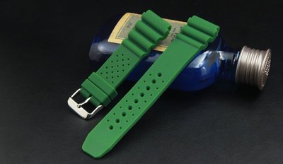 20mm  綠色高質感透氣蛇腹式矽膠錶帶替代原廠貨citizen seiko diver潛水錶適用
