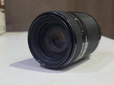 Nikon 70-210mm f4-5.6D．早期推拉式望遠鏡頭