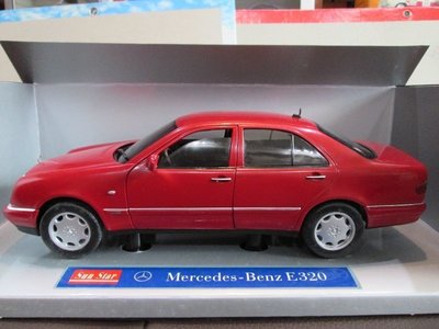 1/18 Mercedes-Benz E320 (W210) 紅 2001 ﹝Sun Star﹞