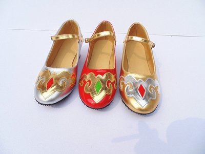 現貨熱銷-新疆維吾爾族舞蹈鞋維族女士少數民族舞鞋廣場舞新娘中高跟鞋子