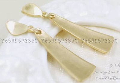 韓國飾品：金色霧面耳飾/耳環 Accessorize、H&M