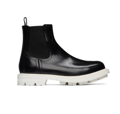 [全新真品代購-S/S22 SALE!] Alexander McQueen 黑色皮革 白底 靴子 (麥昆)