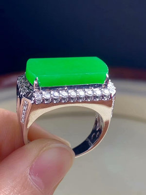陽綠翡翠戒指 陽綠馬鞍戒指 陽綠戒指男 翡翠戒指 滿綠戒指